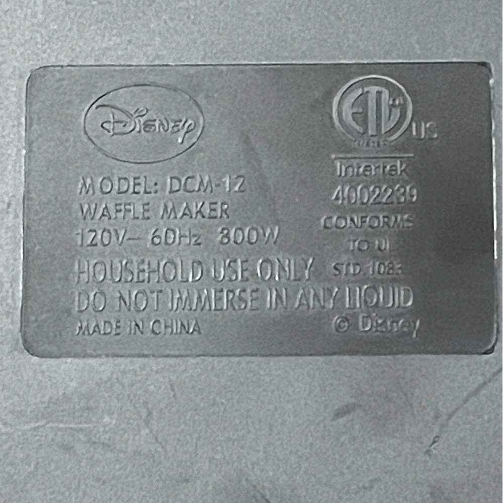 Disney Mickey Mouse Toaster and Waffle Maker 7.5 Inch 2-Slice Mickey Imprint 2PC